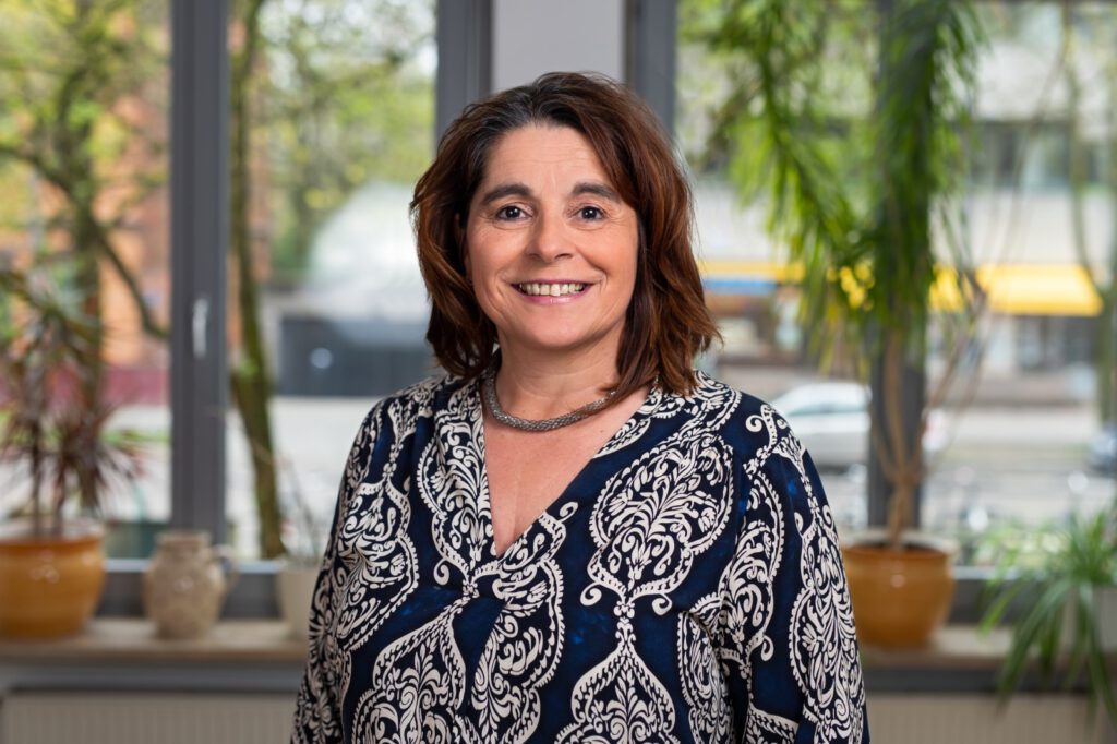 Frau Martina Ziegler Frau Martina Ziegler